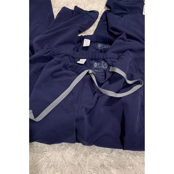 FIGS (2 scrub pants) - Picture 4 of 7